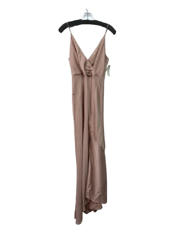 Anniversary maxi dressesAnniversary midi dressesAnniversary mini dressesFormal sweatersWomen's packable jacketsC/Meo Collective Size XS Blush Beige Polyester Blend Spaghetti Strap Dress Dark color unclassified dresses