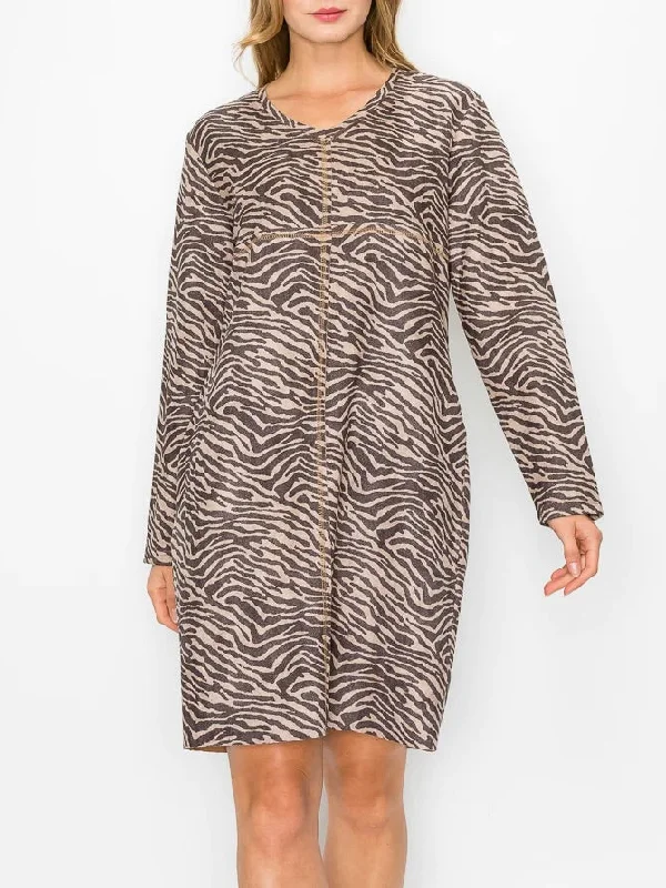 Glamorous maxi dressesGlamorous midi dressesGlamorous mini dressesFashionable sweatersWomen's cool weather jacketsV-Neck Zebra Dress - Taupe FINAL SALE Minimalist unclassified dresses