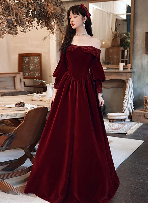 Clubbing maxi dressesClubbing midi dressesClubbing mini dressesChristmas sweatersWomen's heated jacketsBurgundy Velvet Long Sleeves Beaded Prom Dress, Sweetheart Long Formal Dress Printed Long Skirt